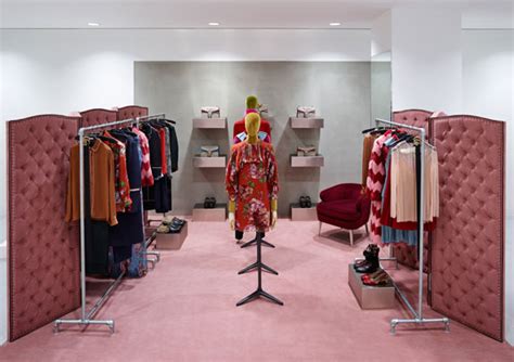 Gucci x Dover Street Market — Official Roses